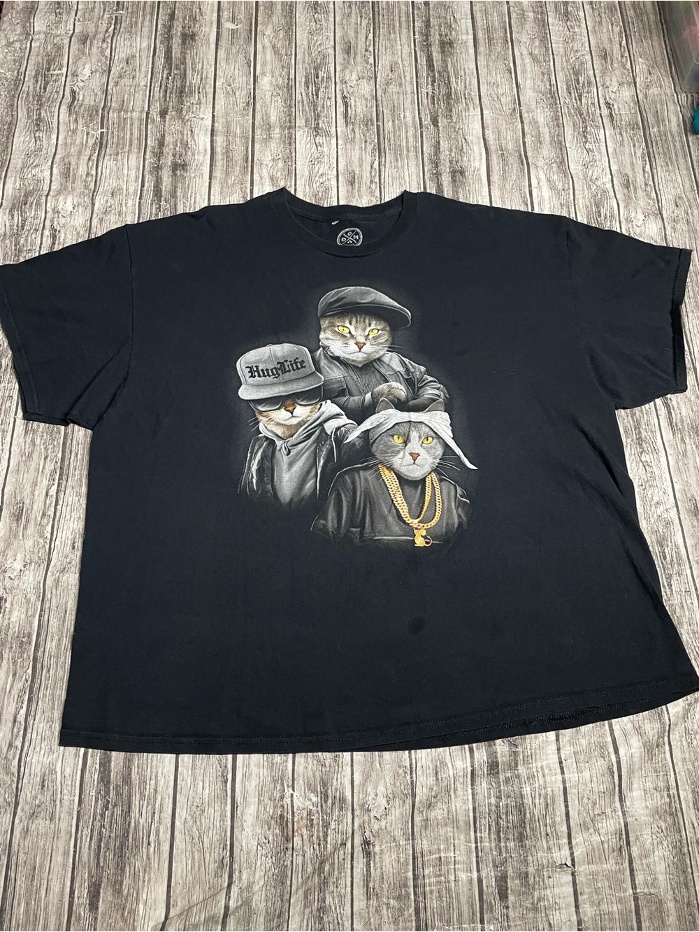 Men’s 3XL DOM Hug Life Gangster Kitties Graphic Shirt Good Condition Minor Flaws